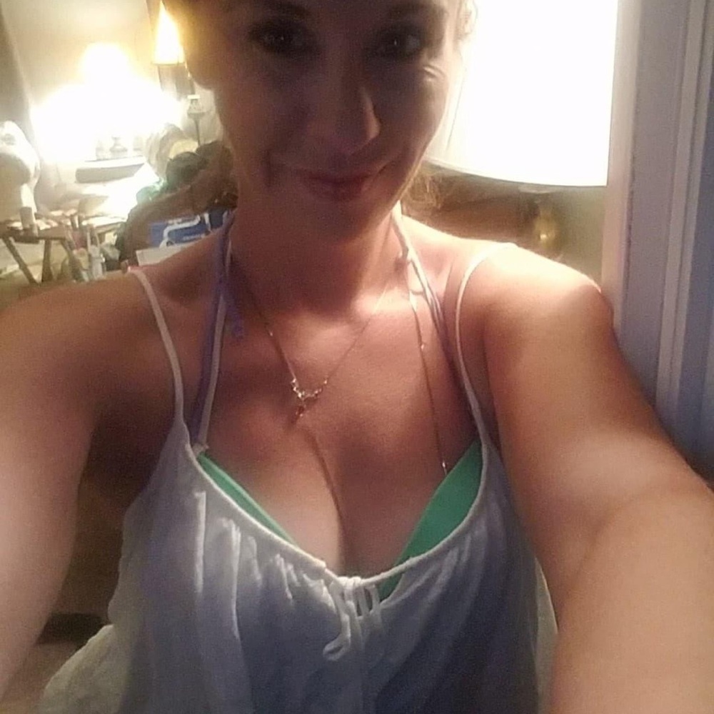 Meet your Posher, Noelle